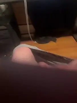 Snapshot of Kneetoe2025 chatting on 19, 12, 2025 Kneetoe2025 online show from 19, 12, 2025