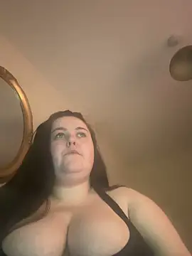 Snapshot of Maya_29x chatting on 13, 4, 2026 Maya 29x online show from 13, 4, 2026