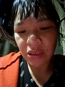 Snapshot of chipu06 chatting on 5, 11, 2025 chipu06 online show from 5, 11, 2025