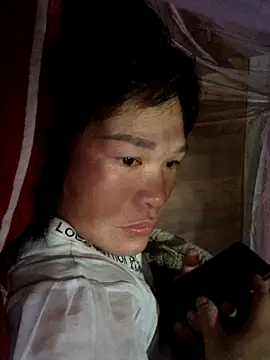 Snapshot of chipu06 chatting on 5, 11, 2025 chipu06 online show from 5, 11, 2025