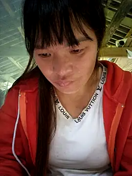 Snapshot of chipu06 chatting on 6, 11, 2025 chipu06 online show from 6, 11, 2025