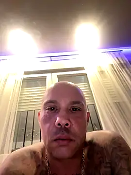 Snapshot of gitanoMad chatting on 9, 11, 2025 gitanoMad online show from 9, 11, 2025