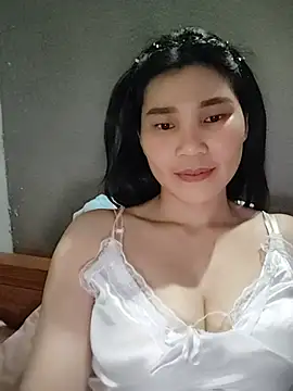 Snapshot of Bear_bear0 chatting on 16, 5, 2026 Bear bear0 online show from 16, 5, 2026