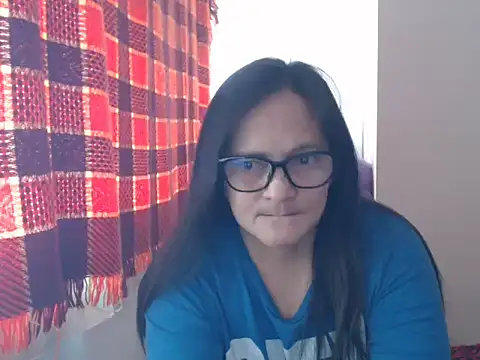 Snapshot of Kinkybela2025 chatting on 9, 4, 2026 Kinkybela2025 online show from 9, 4, 2026