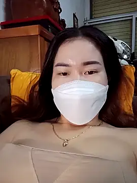 Snapshot of Family-Lovee chatting on 7, 11, 2025 Family-Lovee online show from 7, 11, 2025