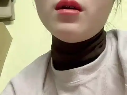 Snapshot of Family-Lovee chatting on 20, 11, 2025 Family-Lovee online show from 20, 11, 2025