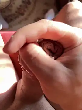 Snapshot of iCum_uCum chatting on 9, 4, 2026 iCum uCum online show from 9, 4, 2026