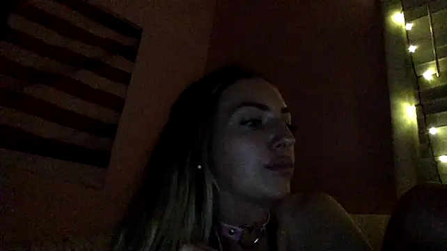 Snapshot of puddles11 chatting on 20, 10, 2025 puddles11 online show from 20, 10, 2025