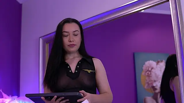 Snapshot of TiffanyVoss chatting on 22, 11, 2025 TiffanyVoss online show from 22, 11, 2025