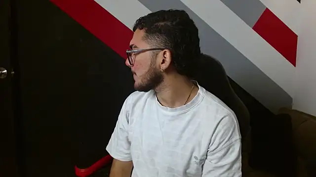 Zac Golden online show from 16, 12, 2025