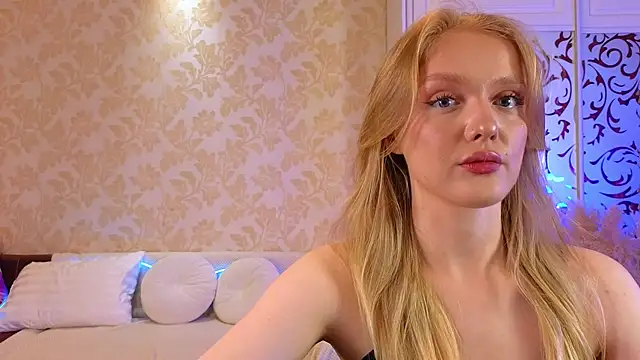 Slay Blonde online show from 21, 10, 2025