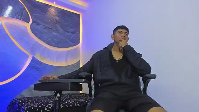 Sex Boy 33  online show from 30, 11, 2025