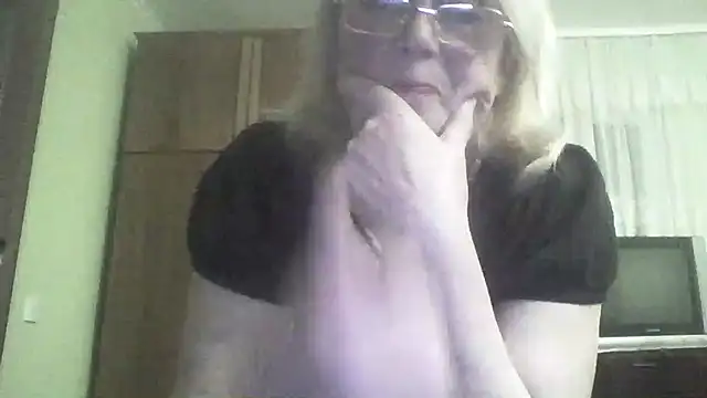 Snapshot of AmyLove353 chatting on 30, 3, 2026 AmyLove353 online show from 30, 3, 2026