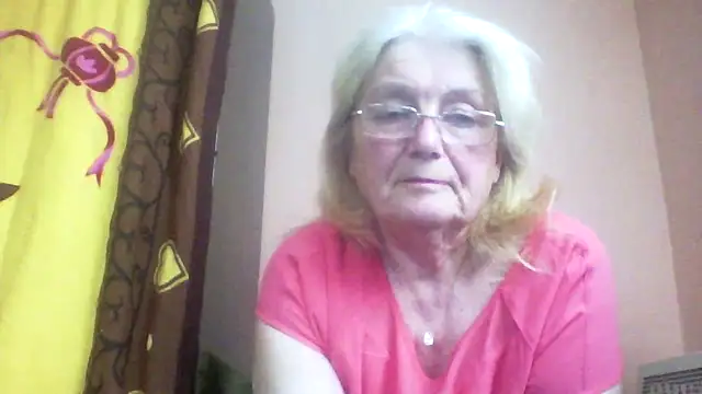 Snapshot of AmyLove353 chatting on 31, 3, 2026 AmyLove353 online show from 31, 3, 2026