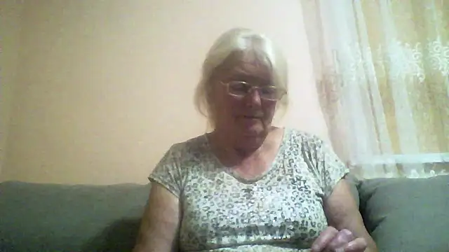 Snapshot of AmyLove353 chatting on 28, 7, 2026 AmyLove353 online show from 28, 7, 2026