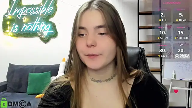 Snapshot of MiraaBloom chatting on 21, 12, 2025 MiraaBloom online show from 21, 12, 2025