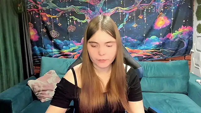 Snapshot of MiraaBloom chatting on 17, 2, 2026 MiraaBloom online show from 17, 2, 2026