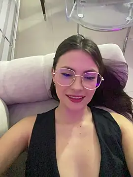 Snapshot of isa_p chatting on 16, 4, 2026 isa p online show from 16, 4, 2026