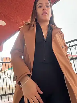 Snapshot of Talia_Bonet chatting on 11, 3, 2026 Talia Bonet online show from 11, 3, 2026