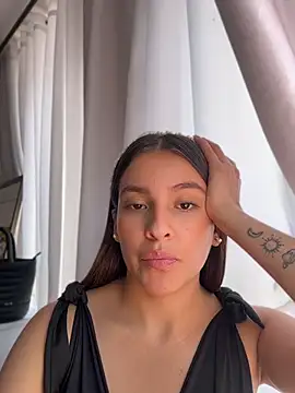 Snapshot of Talia_Bonet chatting on 14, 4, 2026 Talia Bonet online show from 14, 4, 2026