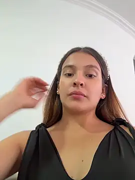 Snapshot of Talia_Bonet chatting on 16, 4, 2026 Talia Bonet online show from 16, 4, 2026