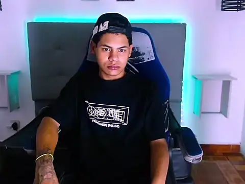 Yordi Alpha online show from 15, 12, 2025