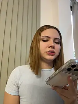 Beella1  online show from 6, 7, 2026