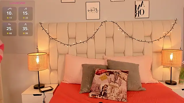 ameliebelle  online show from 3, 12, 2025