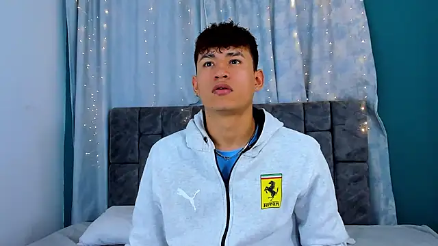 Nicolas Torres  online show from 14, 12, 2025