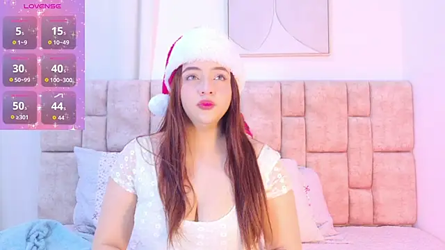 Karina Wong online show from 16, 12, 2025