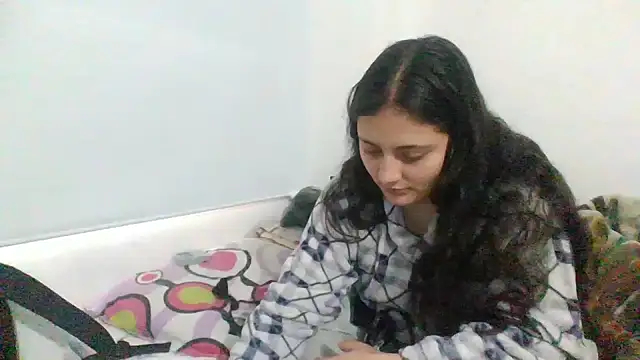 Layla Latina online show from 29, 11, 2025