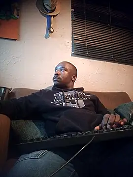 Snapshot of Pussylover911o chatting on 11, 11, 2025 Pussylover911o online show from 11, 11, 2025