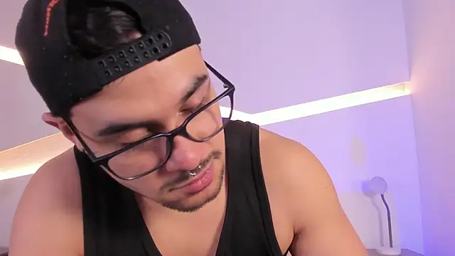 Snapshot of Jake_muller1 chatting on 12, 4, 2026 Jake muller1 online show from 12, 4, 2026