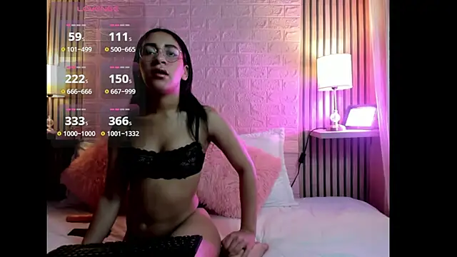 Snapshot of medussa_sexi chatting on 8, 11, 2025 medussa sexi online show from 8, 11, 2025