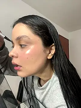 Selena Roa online show from 20, 12, 2025