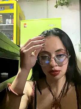 Snapshot of Chuchii05 chatting on 8, 11, 2025 Chuchii05 online show from 8, 11, 2025