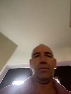 Snapshot of Lutzi1970 chatting on 6, 11, 2025 Lutzi1970 online show from 6, 11, 2025