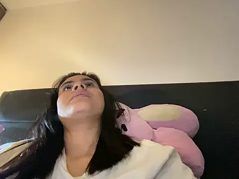 Cloebaker12 online show from 25, 2, 2026