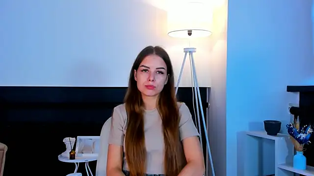 Snapshot of ShandaBielby chatting on 27, 10, 2025 ShandaBielby online show from 27, 10, 2025