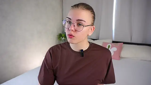 MelodyBaur online show from 17, 4, 2026