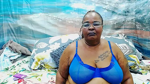 Snapshot of MatureMilfxxx chatting on 9, 7, 2026 MatureMilfxxx online show from 9, 7, 2026