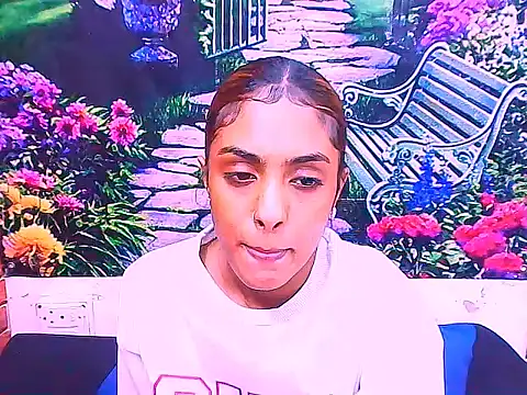 Snapshot of IndianPretty1 chatting on 16, 11, 2025 IndianPretty1 online show from 16, 11, 2025