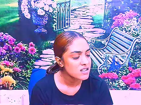 Snapshot of IndianPretty1 chatting on 17, 11, 2025 IndianPretty1 online show from 17, 11, 2025