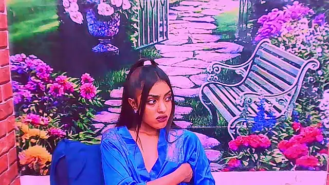 Snapshot of IndianPretty1 chatting on 27, 11, 2025 IndianPretty1 online show from 27, 11, 2025