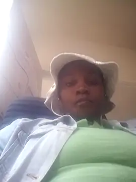 blackbeautyxx92 online show from 4, 11, 2025