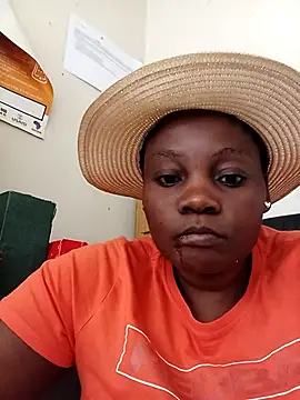 blackbeautyxx92 online show from 19, 11, 2025