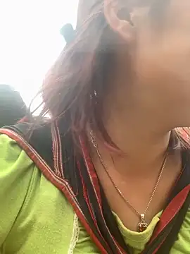 Snapshot of Lara-11 chatting on 6, 11, 2025 Lara-11 online show from 6, 11, 2025