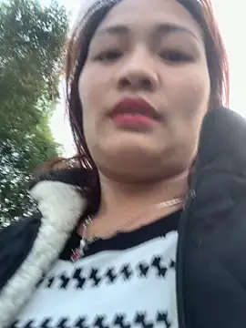 Snapshot of Lara-11 chatting on 15, 12, 2025 Lara-11 online show from 15, 12, 2025