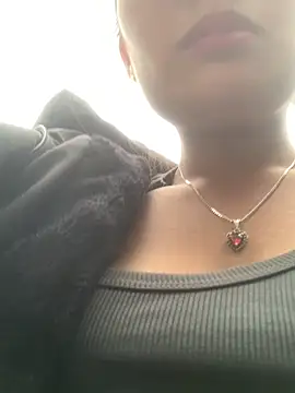 Snapshot of Lara-11 chatting on 16, 12, 2025 Lara-11 online show from 16, 12, 2025