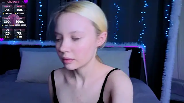 Snapshot of IraYounce chatting on 1, 2, 2026 IraYounce online show from 1, 2, 2026